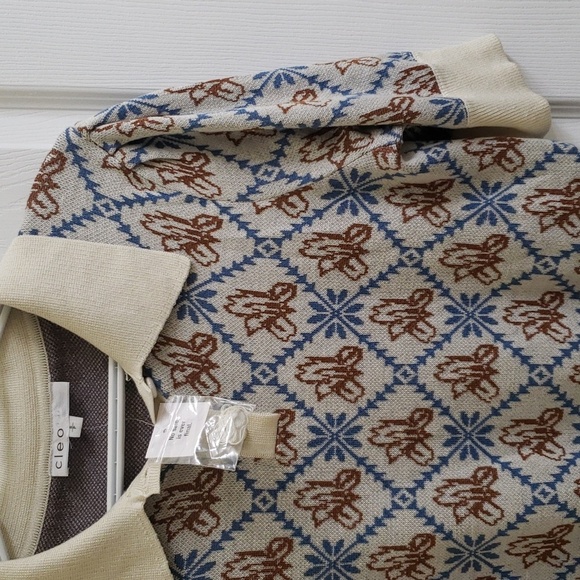 Cleo sweater top NWT - Picture 2 of 5